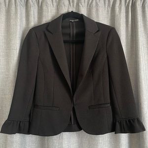 Amanda & Chelsea – 3/4 Ruffle Sleeve Blazer Jacket